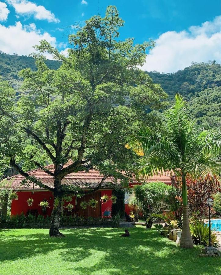 Pousada. Espatodea Areal Esterno foto